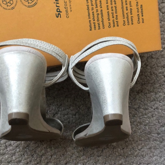 Sandals - Picture 5 of 8